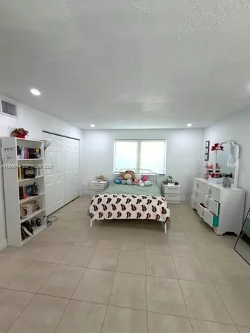 15825 E Bunche Park Drive Miami Gardens FL 33054