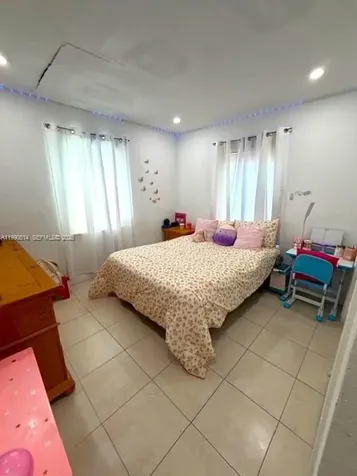 15825 E Bunche Park Drive Miami Gardens FL 33054