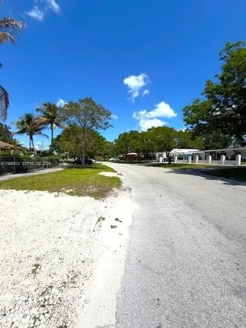 15825 E Bunche Park Drive Miami Gardens FL 33054