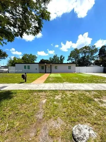 15825 E Bunche Park Drive Miami Gardens FL 33054