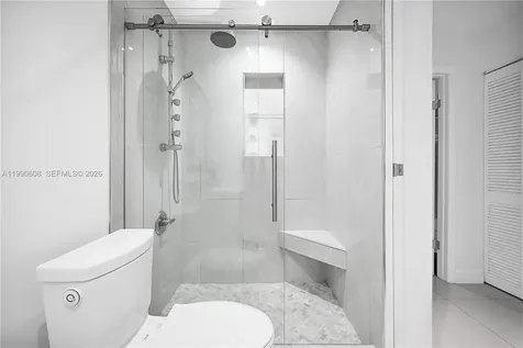 240 W 68th Street Hialeah FL 33014