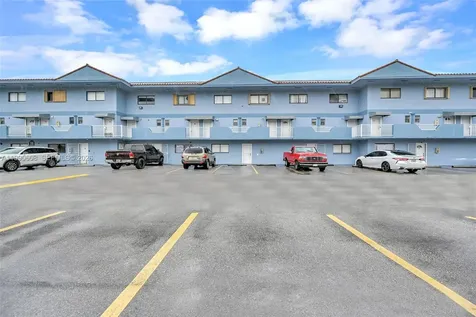 240 W 68th Street Hialeah FL 33014