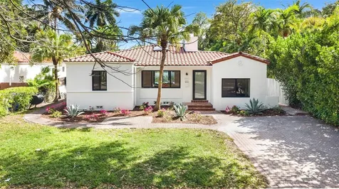 880 NE 72nd Terrace Miami FL 33138