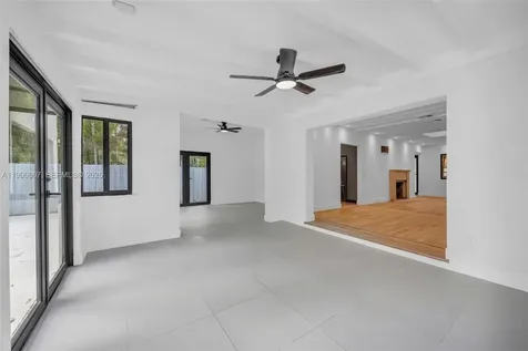 880 NE 72nd Terrace Miami FL 33138