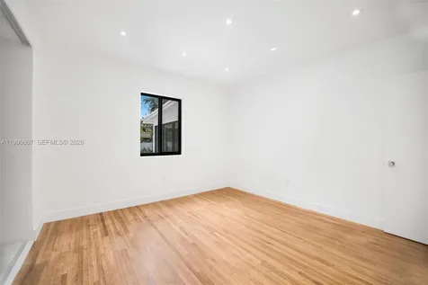 880 NE 72nd Terrace Miami FL 33138