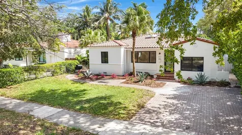 880 NE 72nd Terrace Miami FL 33138