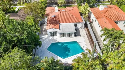 880 NE 72nd Terrace Miami FL 33138