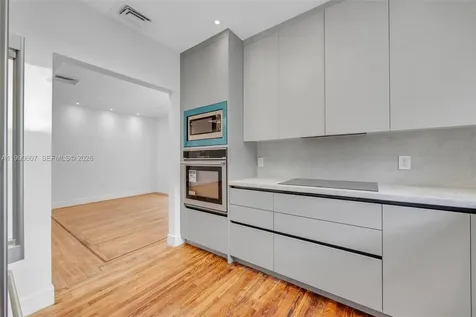 880 NE 72nd Terrace Miami FL 33138