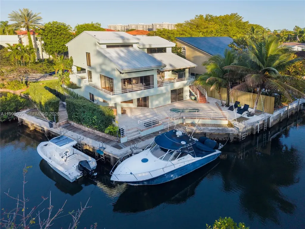 3520 Rockerman Road Miami FL 33133