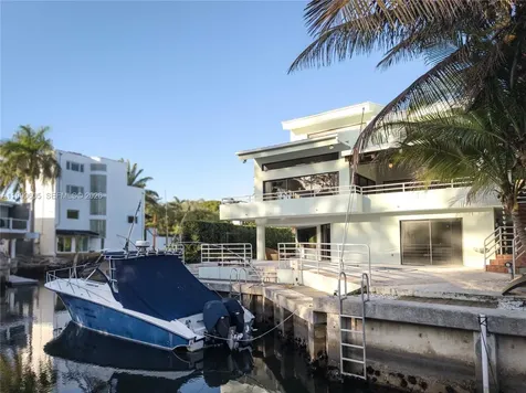 3520 Rockerman Road Miami FL 33133