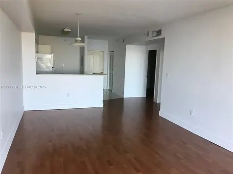 5099 NW 7th Street Miami FL 33126