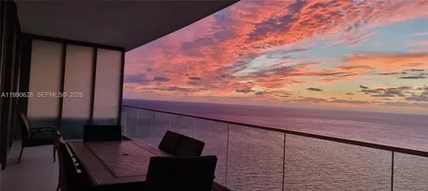 18975 Collins Avenue Sunny Isles Beach FL 33160