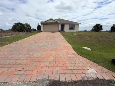 513 Ella Jean Place La Belle FL 33935