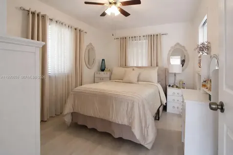 2314 SW 60 Avenue Miami FL 33155