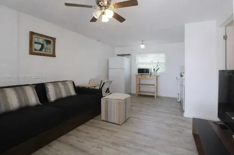 2314 SW 60 Avenue Miami FL 33155