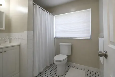 2314 SW 60 Avenue Miami FL 33155