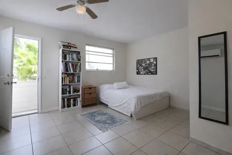 2314 SW 60 Avenue Miami FL 33155