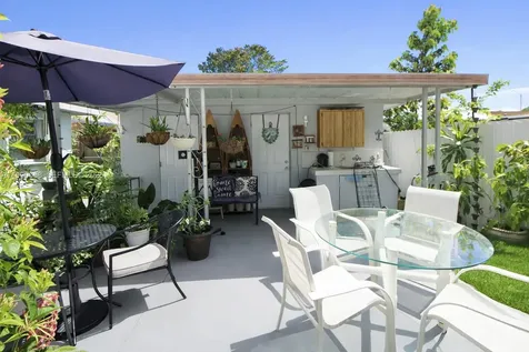 2314 SW 60 Avenue Miami FL 33155