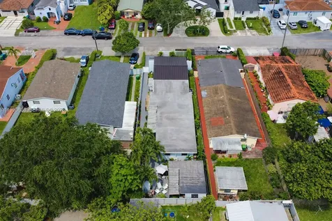 2314 SW 60 Avenue Miami FL 33155