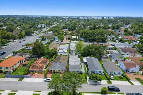 2314 SW 60 Avenue Miami FL 33155