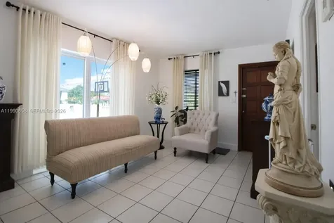 2314 SW 60 Avenue Miami FL 33155