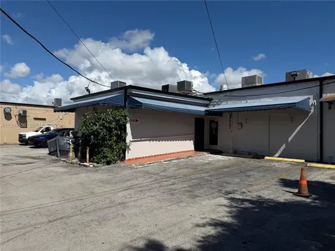 1352 E 4th Avenue Hialeah FL 33010