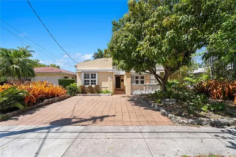 1845 Daytonia Road Miami Beach FL 33141