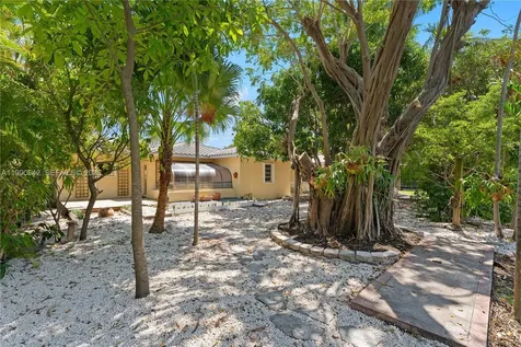 1845 Daytonia Road Miami Beach FL 33141