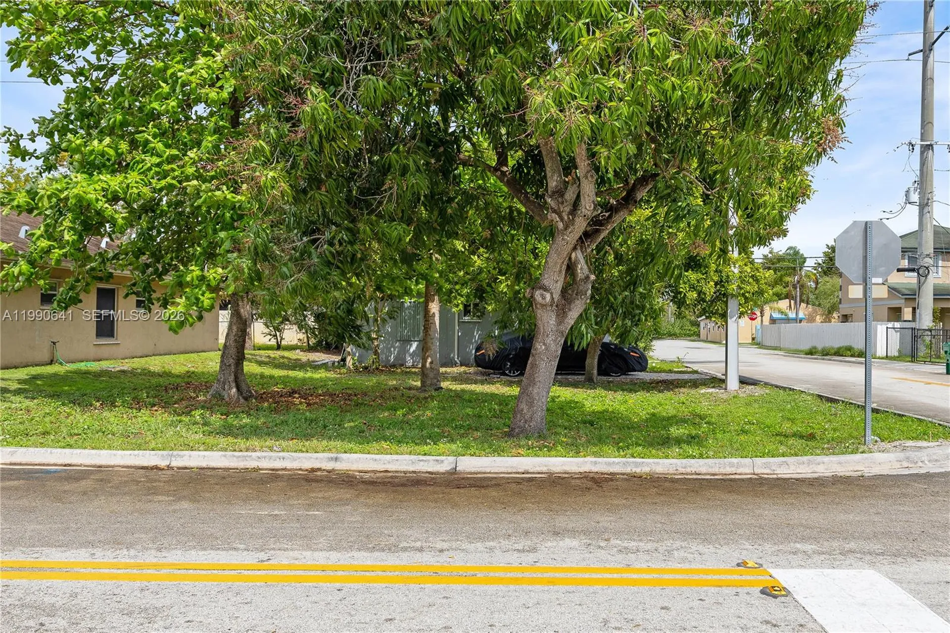 2901 NW 9th Court Fort Lauderdale FL 33311