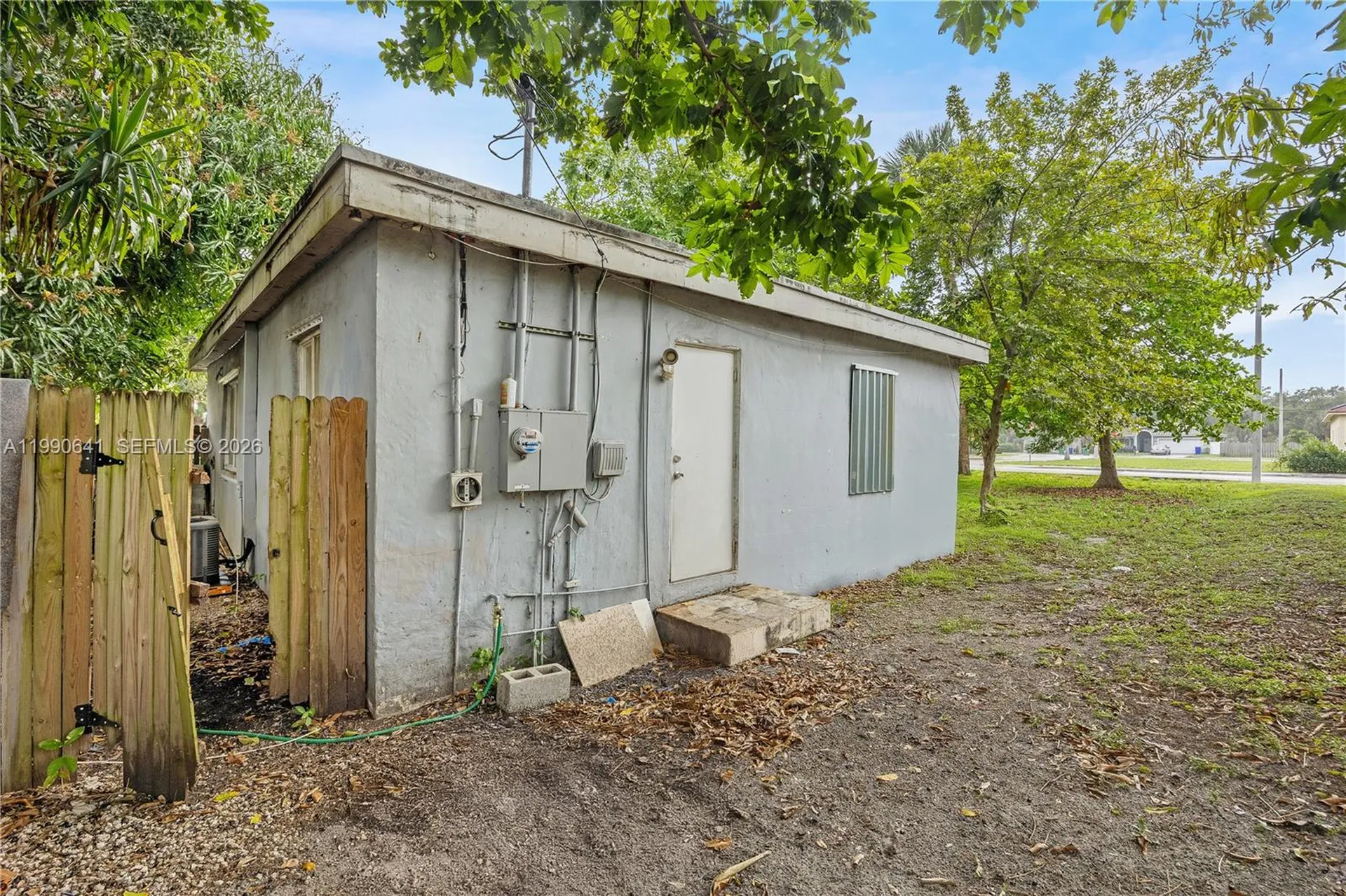 2901 NW 9th Court Fort Lauderdale FL 33311