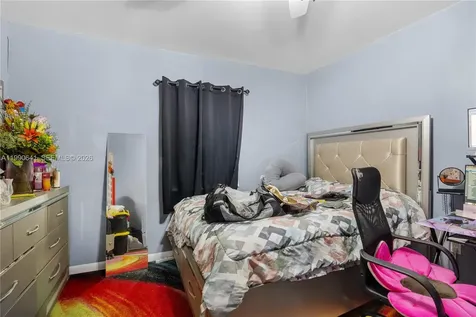 2901 NW 9th Court Fort Lauderdale FL 33311