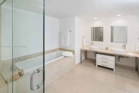 485 Brickell Avenue Miami FL 33131