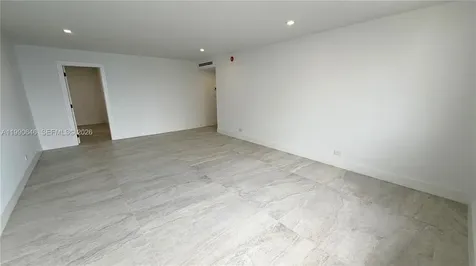 1800 NE 114th Street Miami FL 33181
