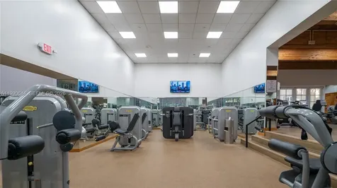 2000 Towerside Terrace Miami FL 33138