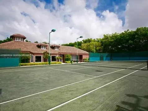 2000 Towerside Terrace Miami FL 33138
