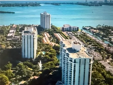 2000 Towerside Terrace Miami FL 33138