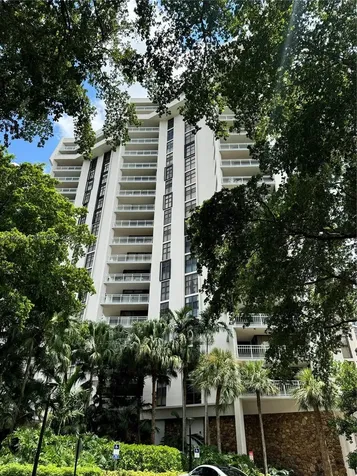 2000 Towerside Terrace Miami FL 33138
