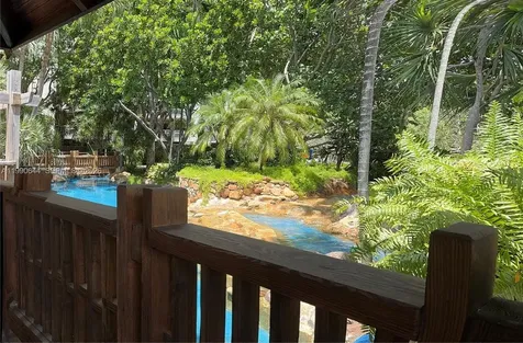 2000 Towerside Terrace Miami FL 33138
