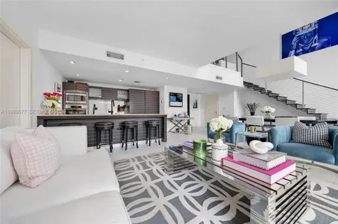 200 Biscayne Boulevard Way Miami FL 33131