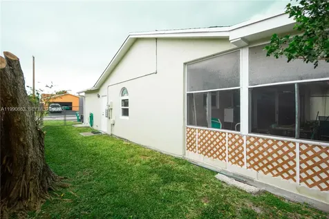 26581 SW 122nd Court Homestead FL 33032