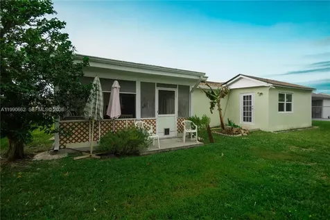 26581 SW 122nd Court Homestead FL 33032