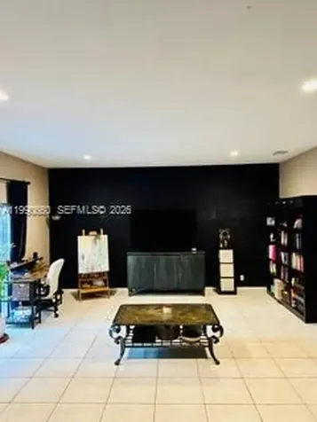 1040 NW 185th Avenue Pembroke Pines FL 33029