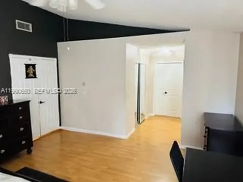 1040 NW 185th Avenue Pembroke Pines FL 33029