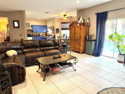 1040 NW 185th Avenue Pembroke Pines FL 33029