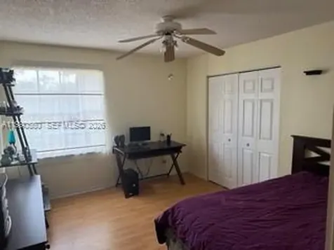 1040 NW 185th Avenue Pembroke Pines FL 33029