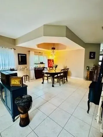 1040 NW 185th Avenue Pembroke Pines FL 33029