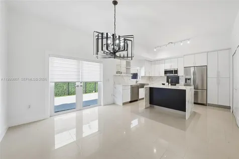22242 SW 88th Path Cutler Bay FL 33190