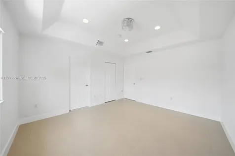 22242 SW 88th Path Cutler Bay FL 33190