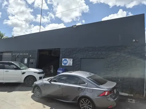 5824 Dewey Street Hollywood FL 33023