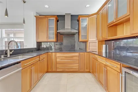 11304 NW 79th Lane Doral FL 33178